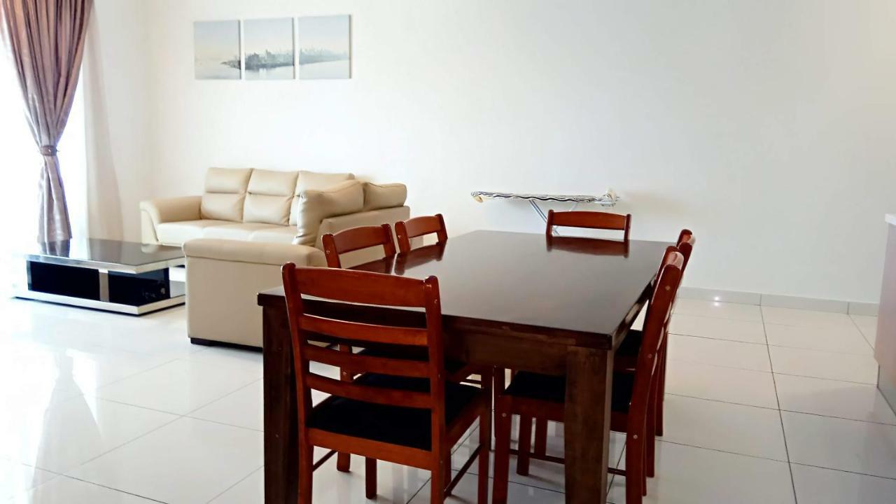Royal Regent Condominum By Ihost Kuala Lumpur Esterno foto