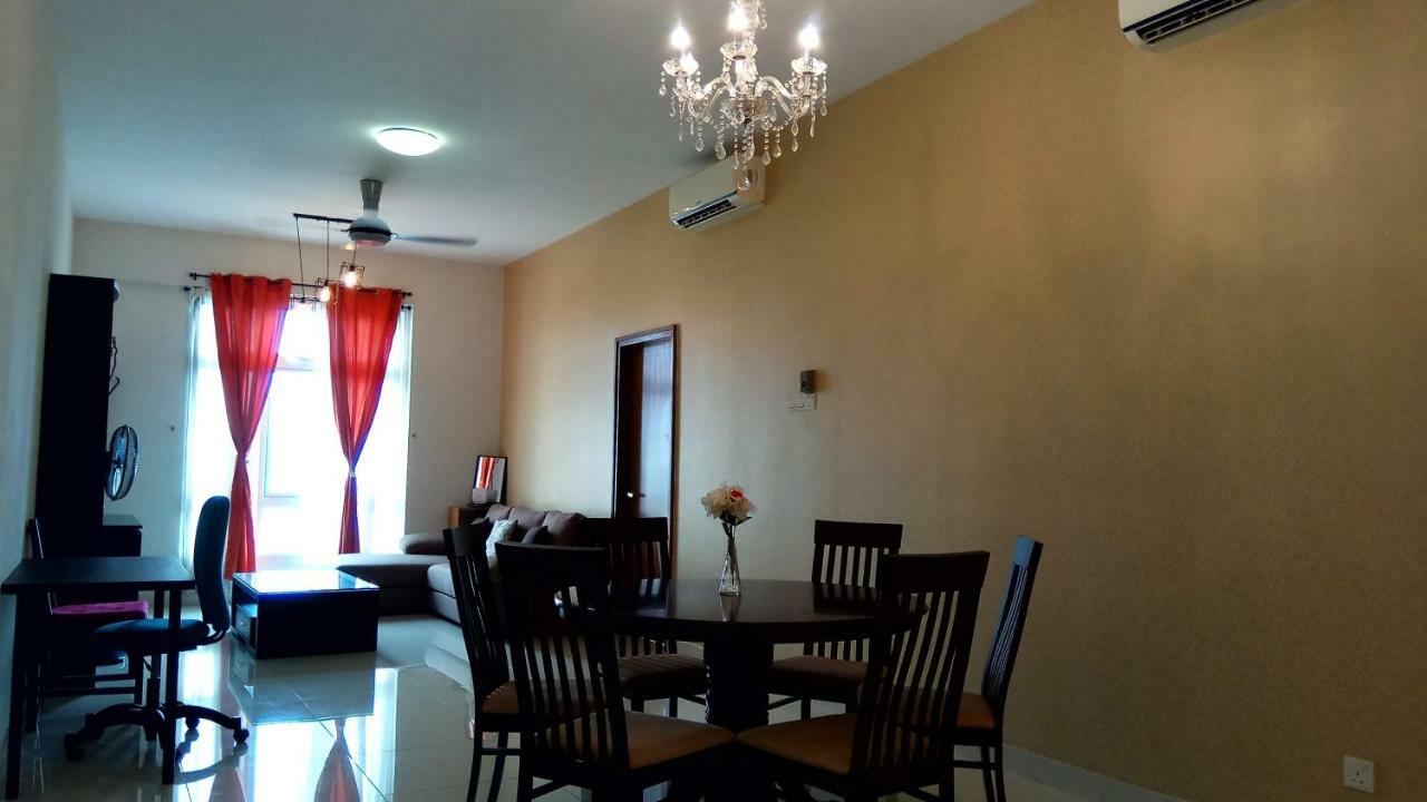 Royal Regent Condominum By Ihost Kuala Lumpur Esterno foto